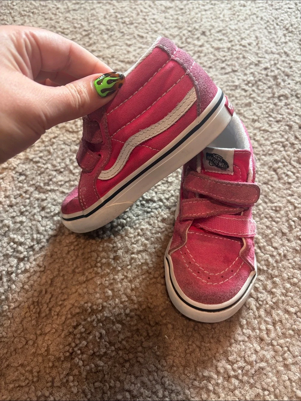 B71 Vans Kids Hot Pink Velcro Skate Sneakers, 9C